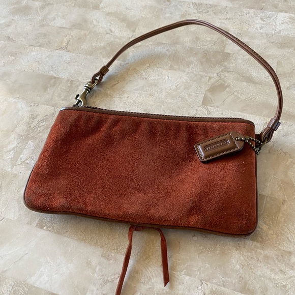 Coach suede wristlet in burnt orange/rust - Picture 2 of 4